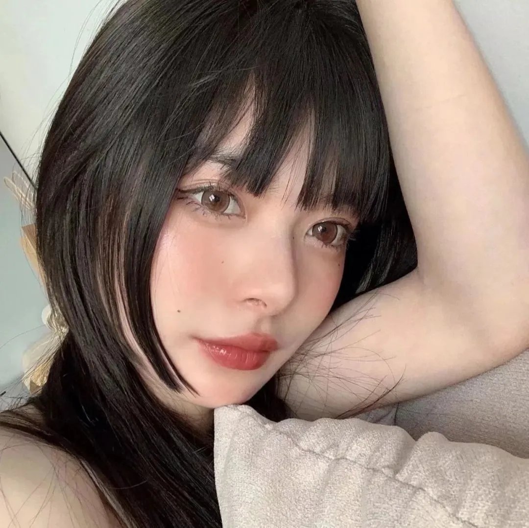 午夜下的刺花